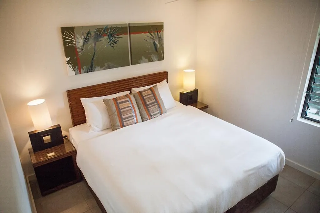 131 Temple Luxury Swimout Apt Craiglie Australia